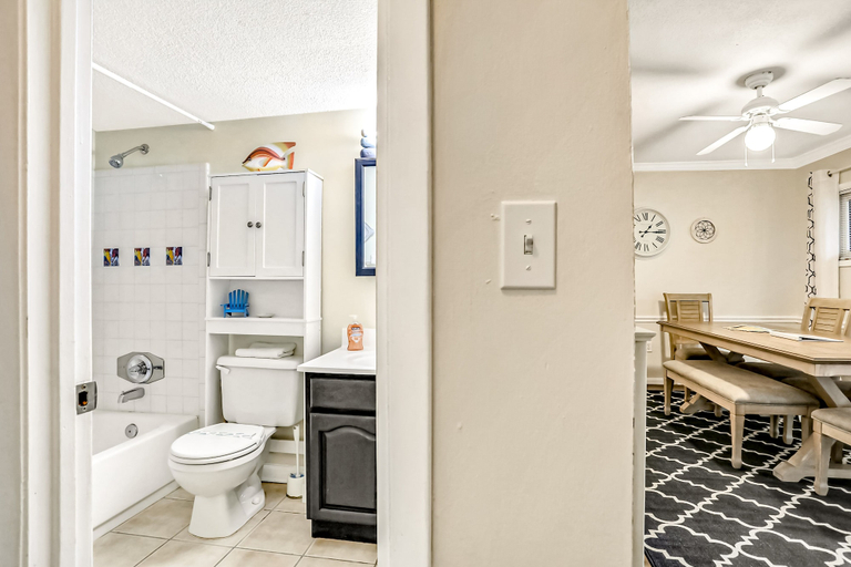 Bathroom 5, Oceanfront Condo With Pool, Grill, Central AC, Washer/dryer, & Snowbird Friendly, Saint Johns
