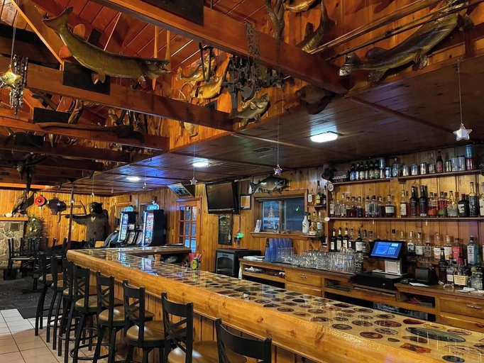 Bar (on property), Gresham Shores - Lil' Sunfish - PET Friendly, Vilas