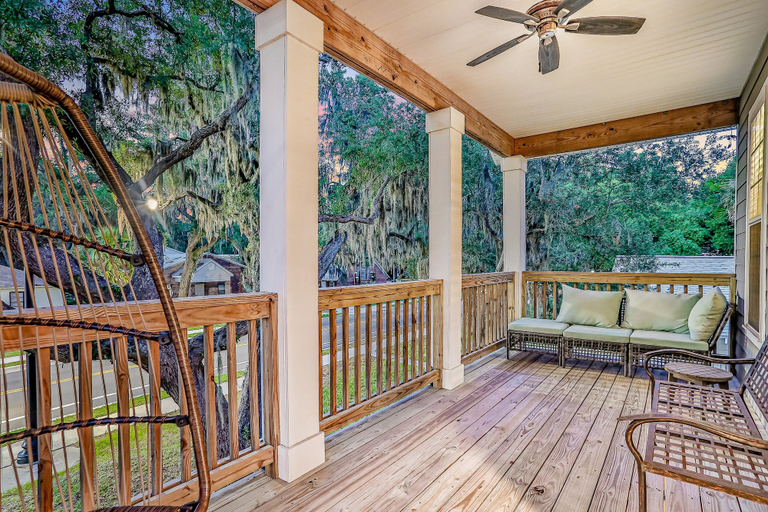 View from room, Updated, Dog-friendly gem W/fenced Yard, Foosball & Pool Tables, Wifi, Fireplace, Saint Johns