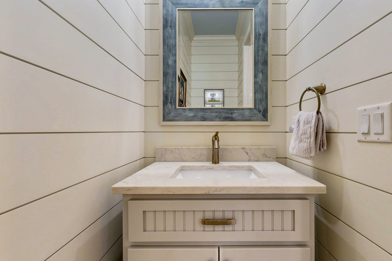 Bathroom 4, Golf Course-view Home Near Beaches With Deck, Porch, Grill, Streaming, W/d, & AC, Glynn