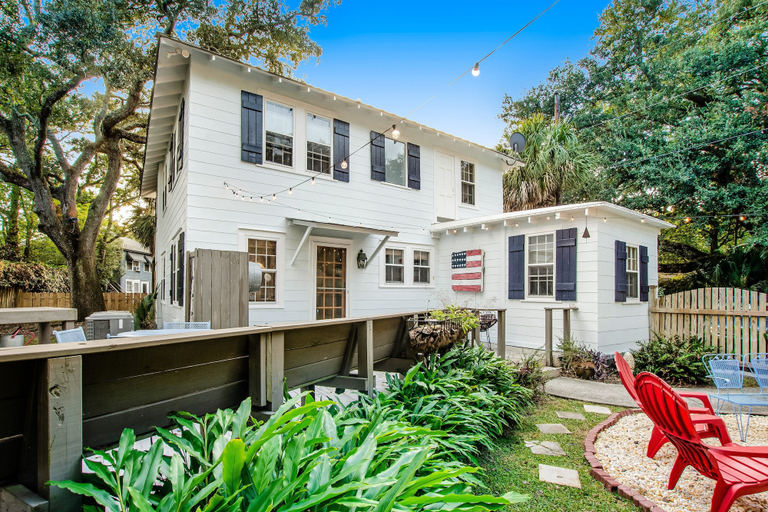 Terrace/patio 5, Golden Isles Getaway - Walk to the Beach, Glynn