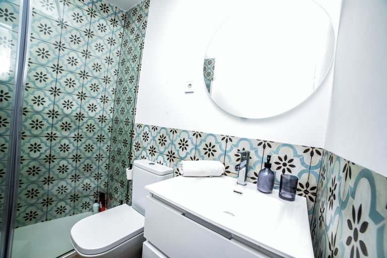 Bathroom 3, Maruja en Cascorro, Madrid