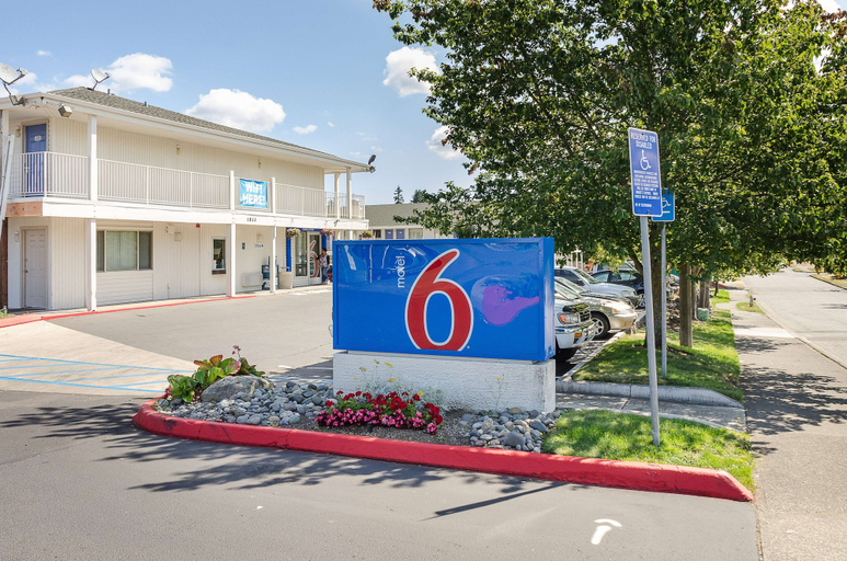 Exterior & Views 2, Motel 6 Tacoma, WA - South, Pierce