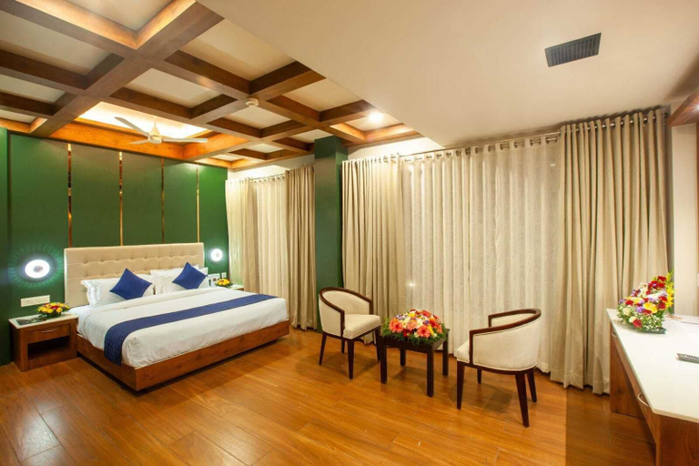 Room 2, Hotel Gentleman Plaza, Alappuzha