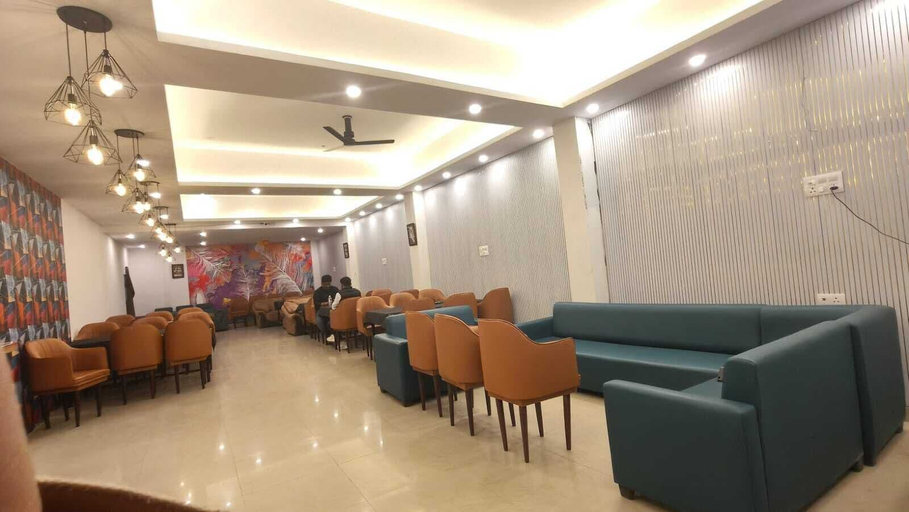 Restaurant 3, Hotel Luv Inn, Lucknow