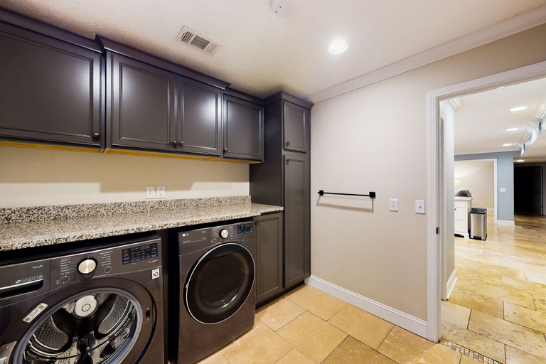 Laundry, Dog-friendly Home With Central AC, Washer/dryer & Spacious Backyard - Near Beach, Glynn