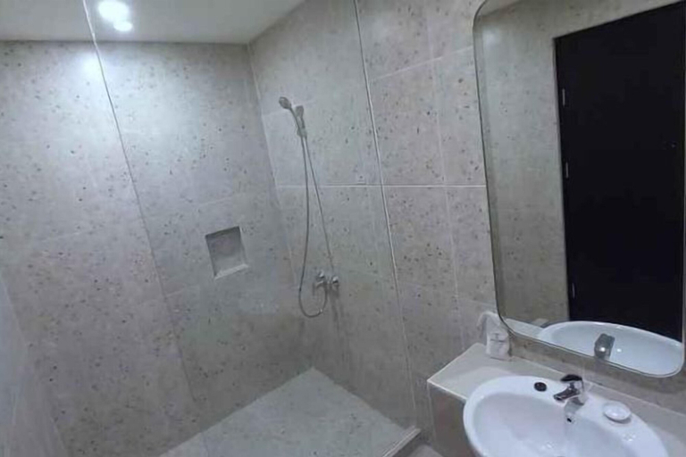 bathroom 5