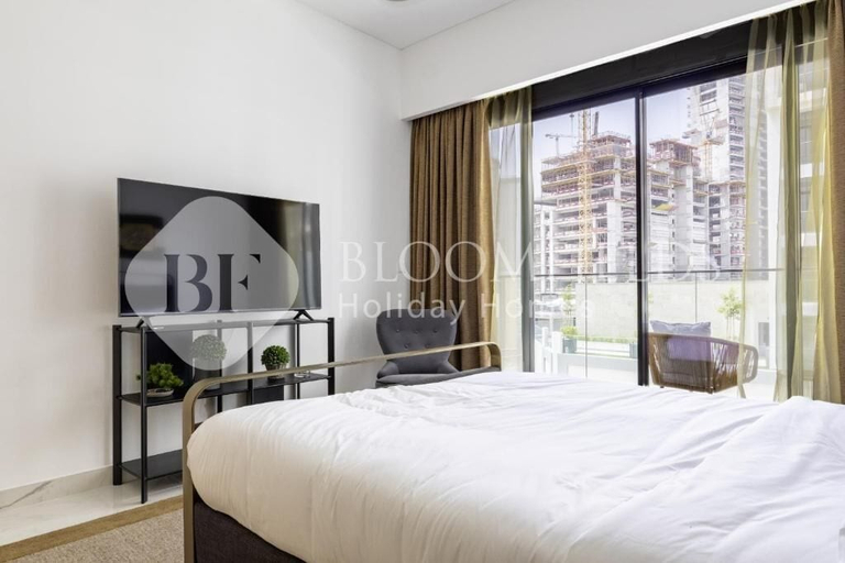 Room 2, Bloomfields Comfortable Stu Azizi, Dubai