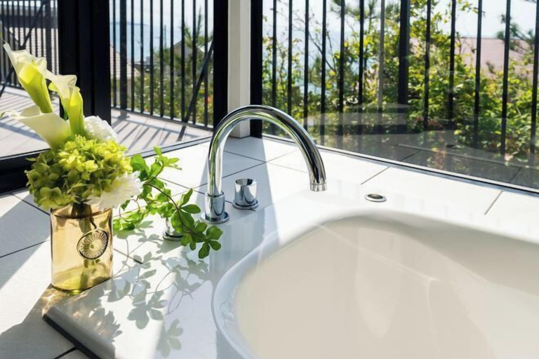 Bathroom 3, Goshikihama Villa, Sumoto