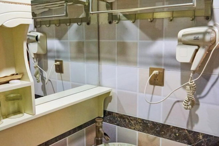 Bathroom 5, Haihao Business Hotel, Chongqing