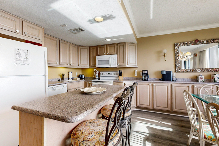 Private kitchen 3, Amelia Island Plantation Condo With Ocean Views & Pool - Dog-friendly, Nassau