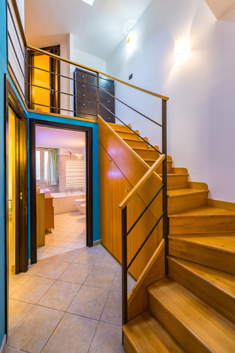 Interior 5, Casa al Rettifilo con Terrazzo, Napoli