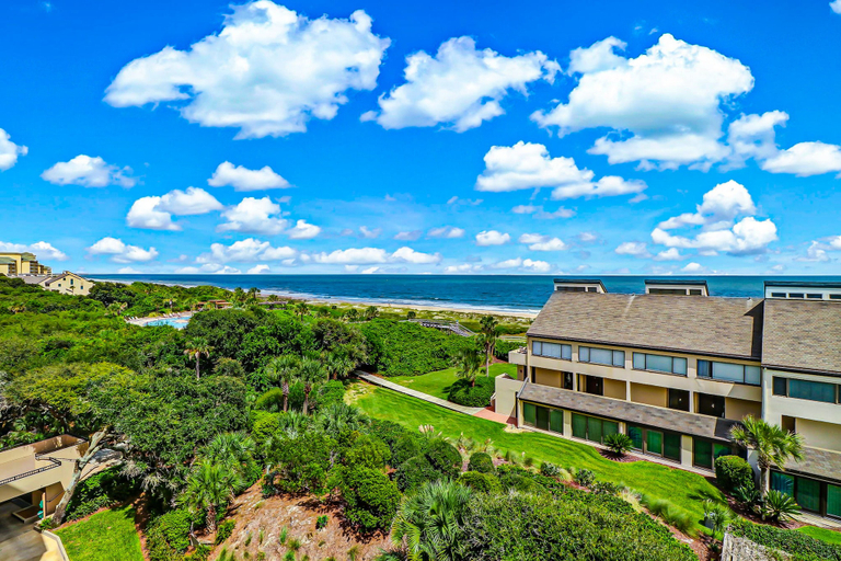 Exterior 4, 1179 Beach Walker, Nassau