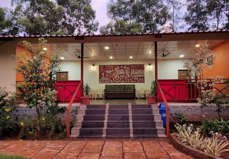 Property grounds 4, Prakriti Agro Farm Resort, Palghar