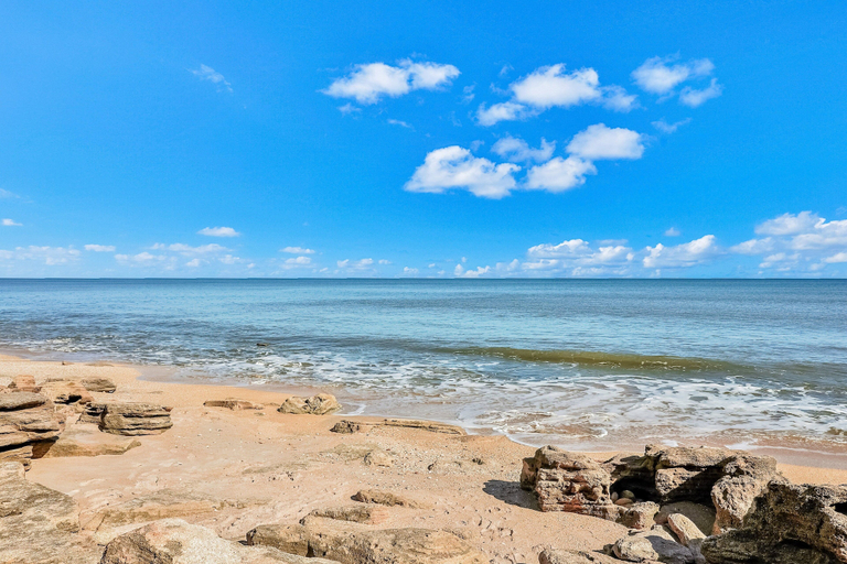 Beach 4, Seaside Serenity: Beachfront Haven in Palm Coast With Resort Amenities, Flagler