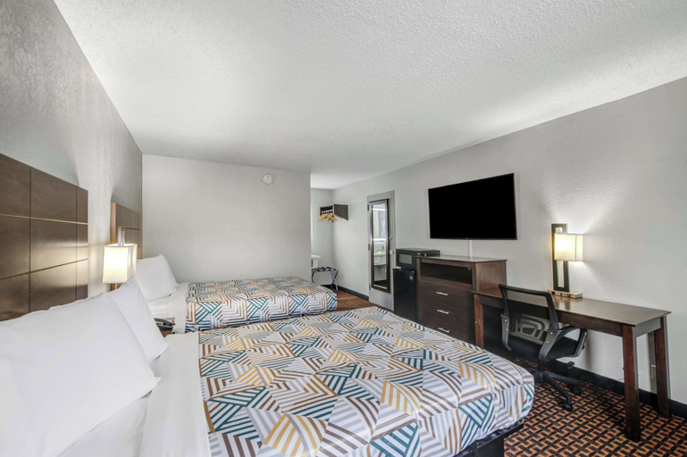 Bedroom 3, Motel 6 Chickasha, Ok, Grady