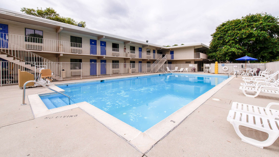 Sport & Beauty 5, Travelodge by Wyndham Norfolk Airport, Norfolk