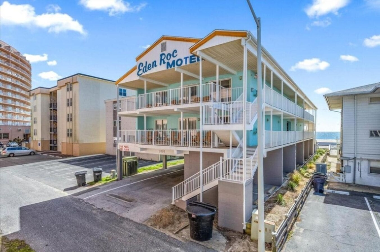 Exterior & Views 2, Eden Roc Ocean Front, Worcester