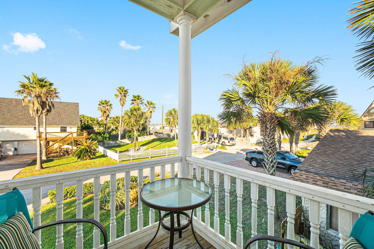 Others 5, Two-level Home With Partial Ocean View, Balcony, Wifi, & W/D - Walk to the Beach, Saint Johns