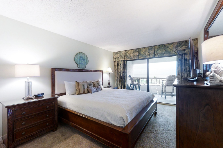 Room 4, Updated, Oceanfront Condo With Balcony, Wifi & Shared Pool/clay Tennis Courts, Nassau