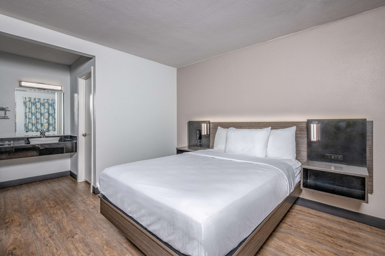 Bedroom 4, Motel 6 Euless, TX - Dallas, Tarrant