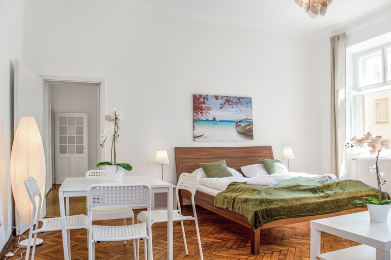 Room 3, Spacious 2BR Apartment Long Stay Rennweg, Wien