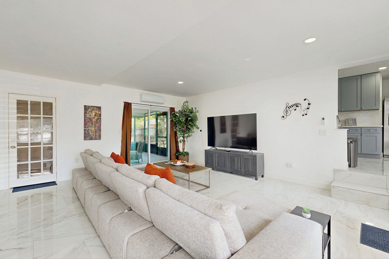 Living area 4, Stylish Avondale Home Pet-friendly & Walkable, Duval