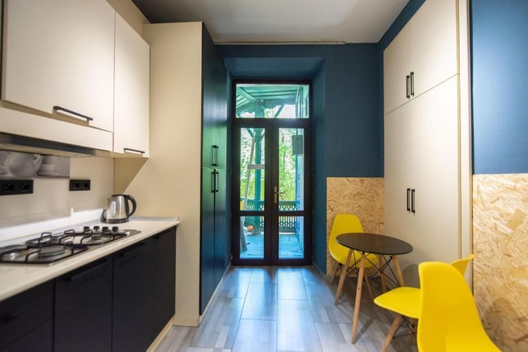 Private kitchen 4, City guli brosse, Tbilisi