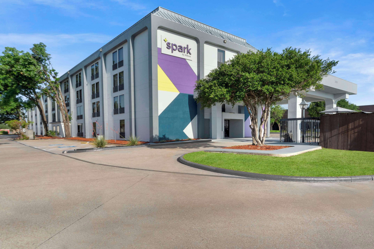 Exterior & Views, Spark By Hilton Grand Prairie, Arlington