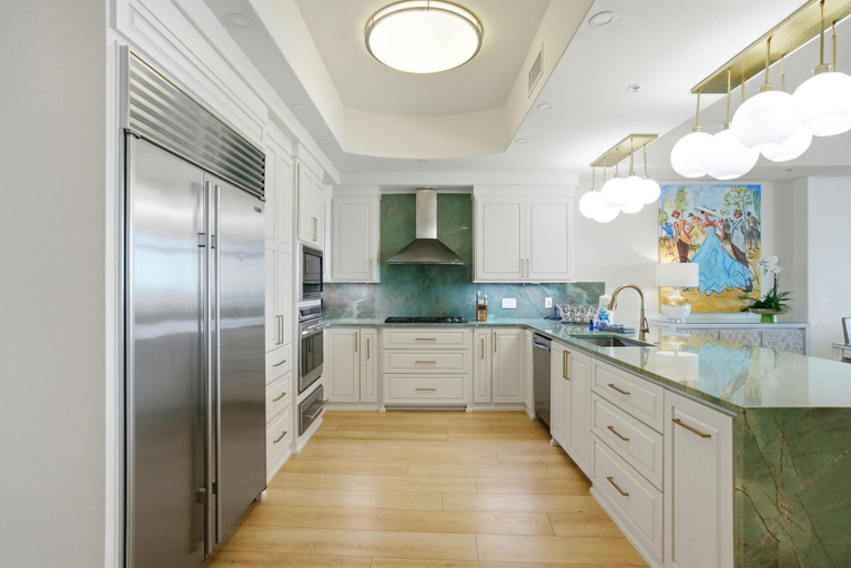 Private kitchen 2, Turquoise D1005, Baldwin