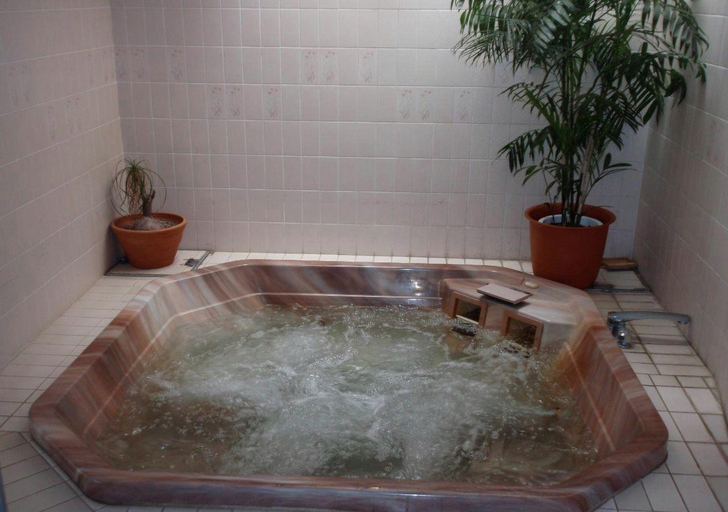 Bathroom 4, Ocean Resort PMC, Onna