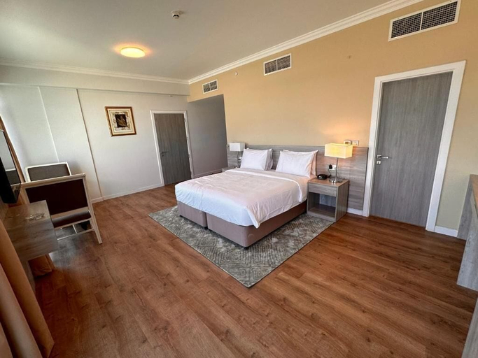 Bedroom 2, Mirador Hotel, Manama