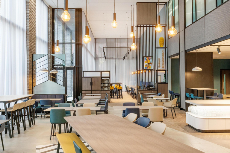 Food & Drinks 5, Hyatt Place Leeds, Leeds
