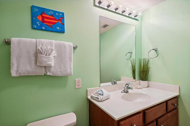 Bathroom 3, Seychelles 1603, Bay