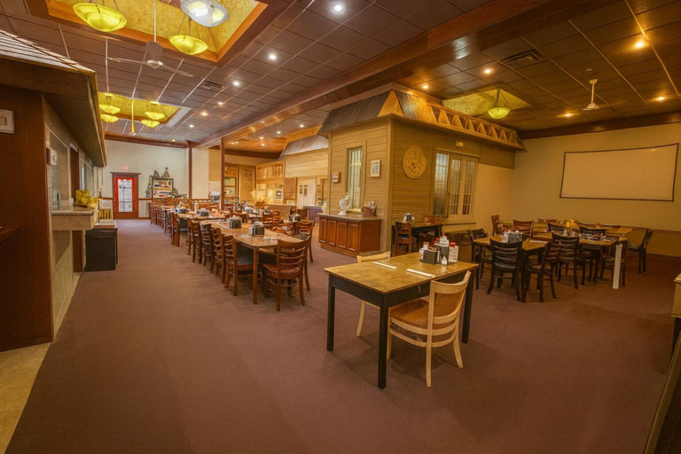 Food & Drinks 5, USA Stay, Fall River