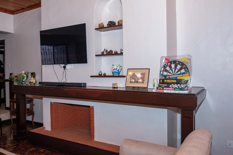 Lounge 4, Cozy Stead Hotel - Haven House, Gigiri, Westlands