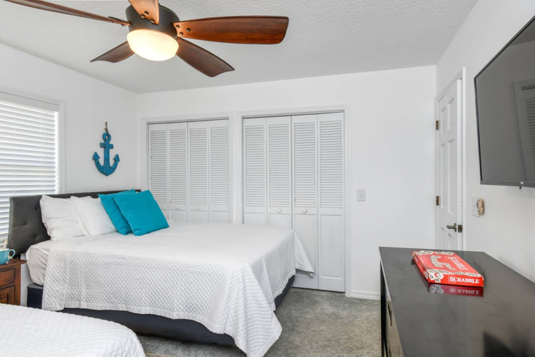 Bedroom 3, Salty Shores, Saint Johns