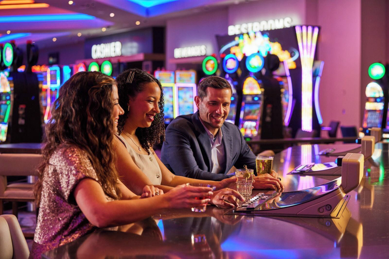 Casino 5, Coweta Casino Hotel, Wagoner