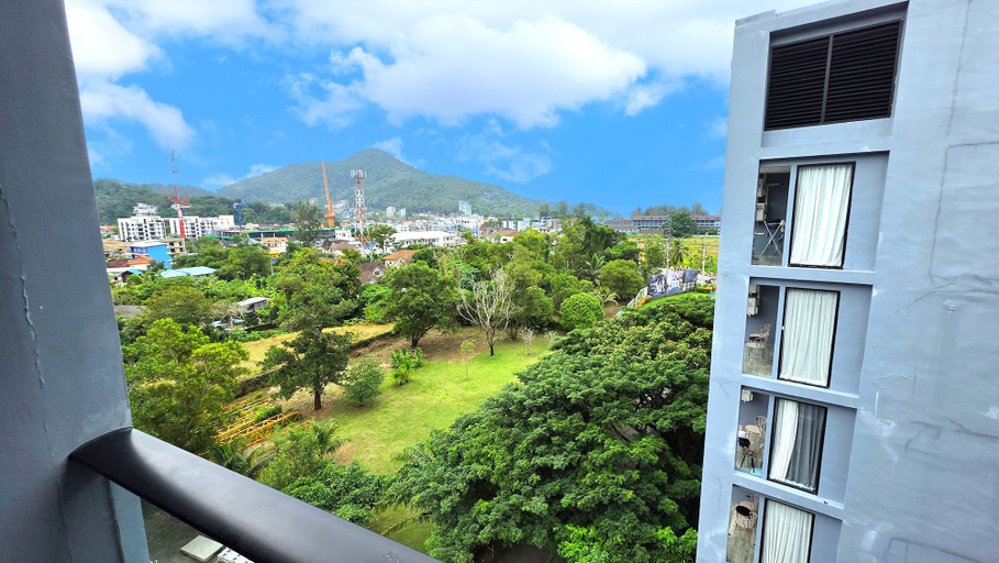 View from property 4, Chic N Cozy Citygate 1Br Suite, Pulau Phuket