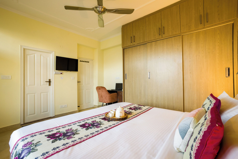 Room 3, The Walnut Stays, Solan