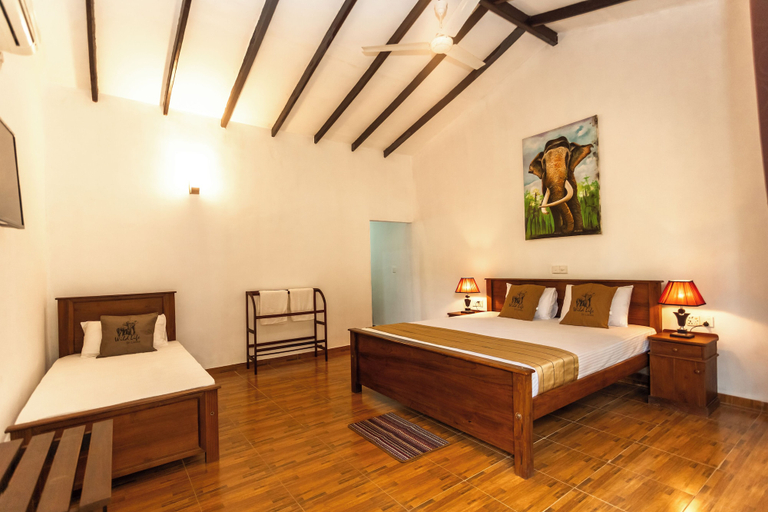 Room 4, Elephant Path by Alpine Resorts, Hingurakgoda