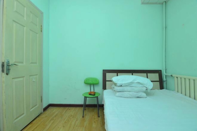 Bedroom 2, Qingdao Dexinsheng Hotel, Qingdao