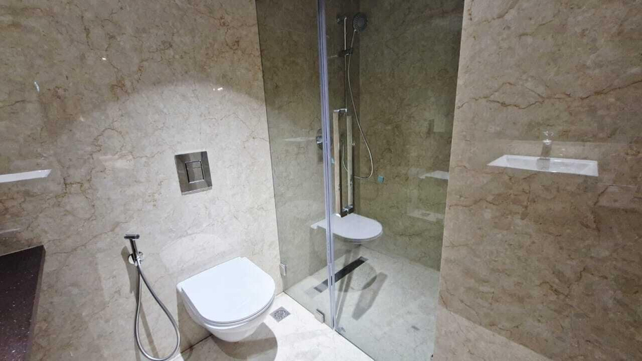 Bathroom 4, Summer Plaza Resort, Satara