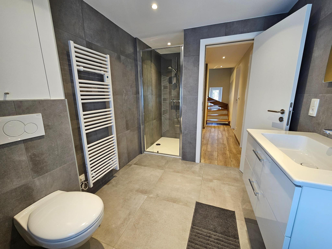 Others 4, Holiday Home in Wallonie with Terrace, Liège