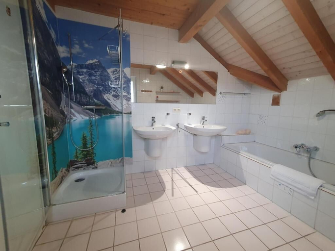 Bathroom 3, ArmoniaHomes Armonia Altach -2BR Apt, Feldkirch