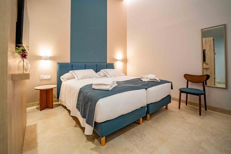 Room 5, Hotel San Lorenzo Catedral, Valencia
