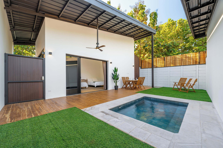 Outdoor dining 4, Pinilla Living Studios, Santa Cruz
