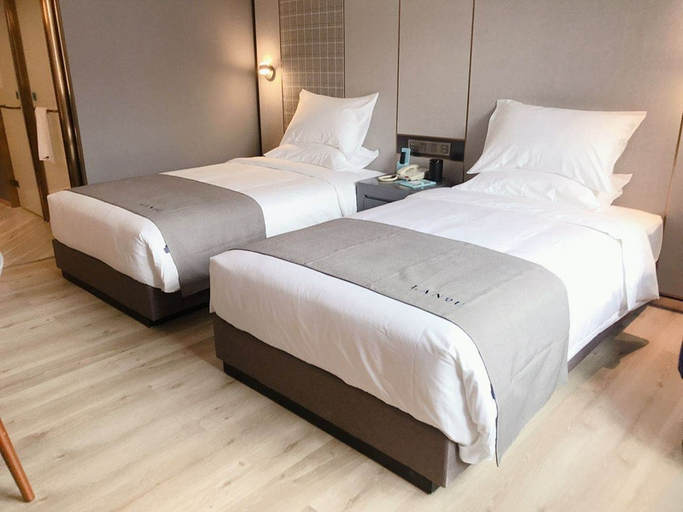 Bedroom 4, Haikou Provincial Government Riyue Duty-Free Lan'ou Hotel, Haikou