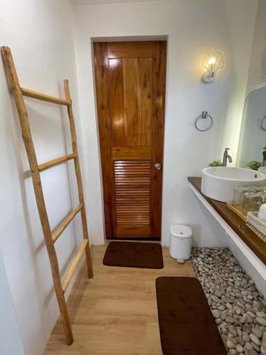 Bathroom 3, Riomana Villas Resort and Cafe, Cateel
