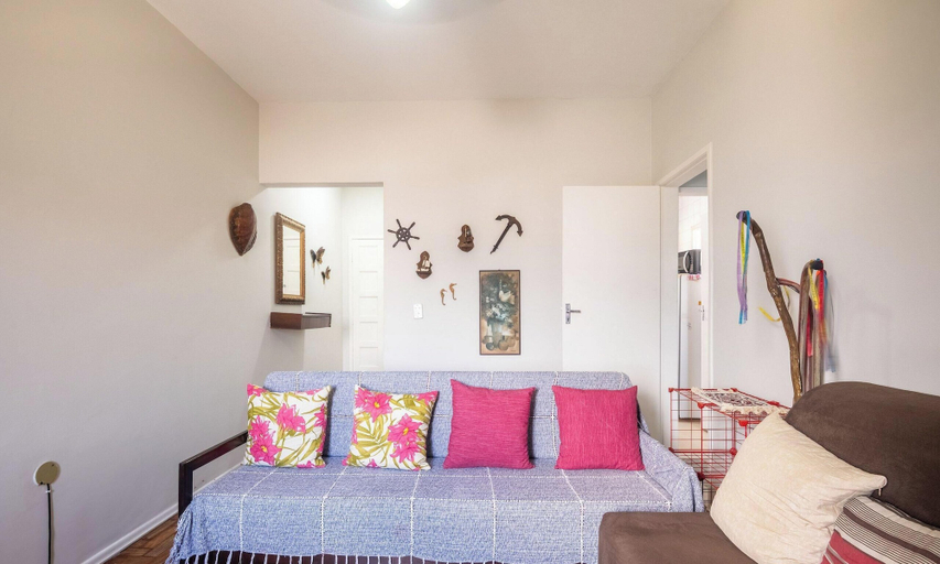 Living area 2, 2-bedroom Apt Only 500m From the Beach Nos0201, Guarapari